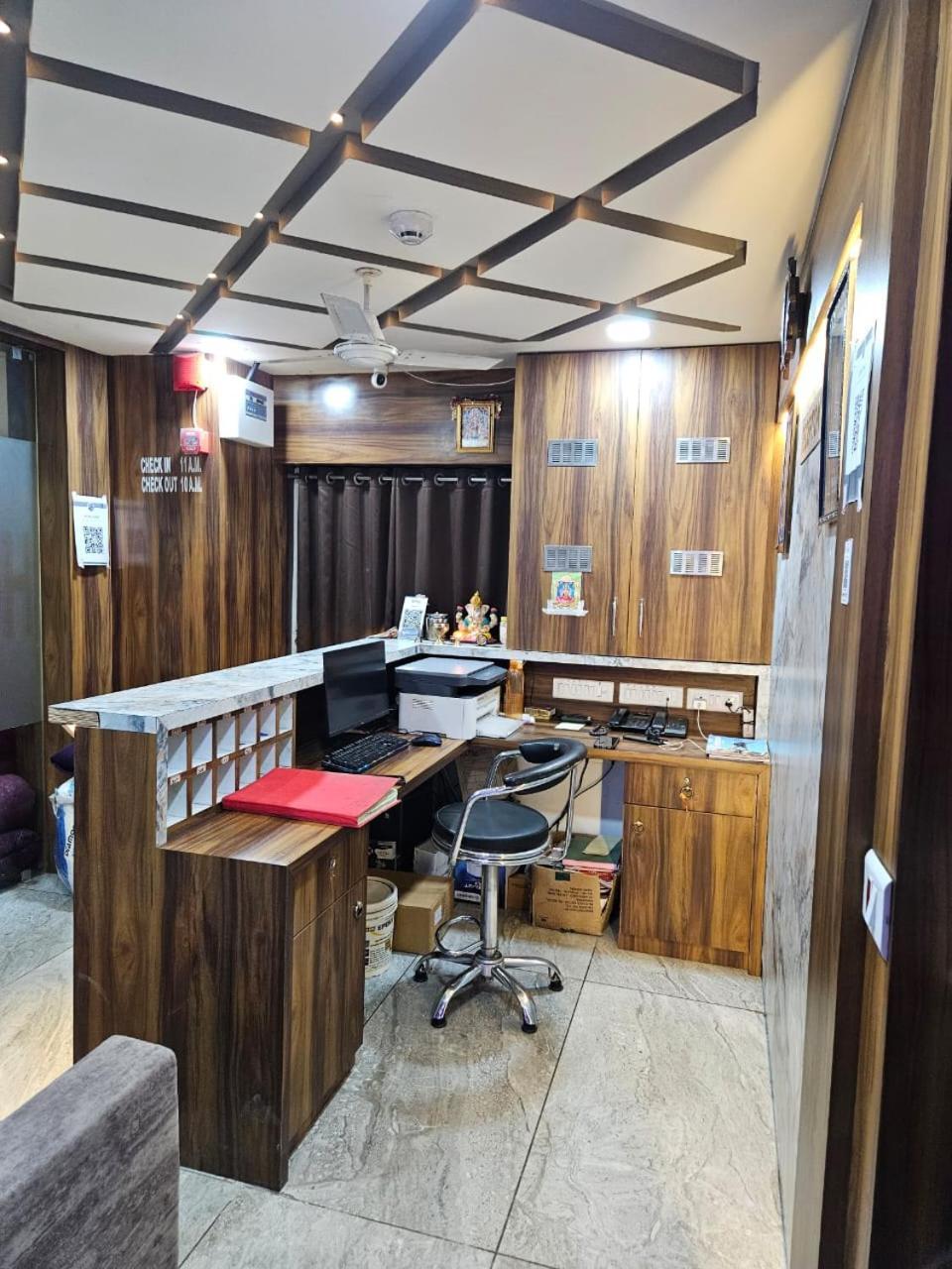 Hotel Ozone,Ахмедабад Екстериор снимка
